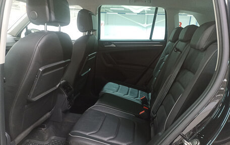 Volkswagen Tiguan II, 2019 год, 2 290 000 рублей, 16 фотография