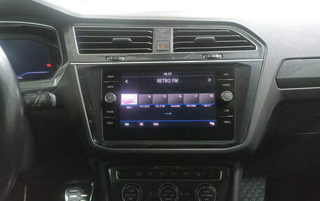 Volkswagen Tiguan II, 2019 год, 2 290 000 рублей, 19 фотография