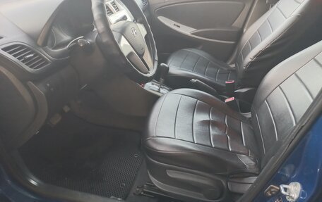 Hyundai Solaris II рестайлинг, 2011 год, 750 000 рублей, 6 фотография