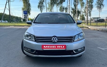 Volkswagen Passat B7, 2011 год, 970 000 рублей, 7 фотография