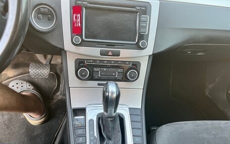 Volkswagen Passat B7, 2011 год, 970 000 рублей, 10 фотография
