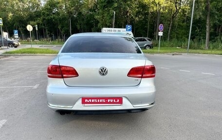 Volkswagen Passat B7, 2011 год, 970 000 рублей, 4 фотография