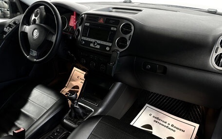 Volkswagen Tiguan I, 2009 год, 919 000 рублей, 16 фотография