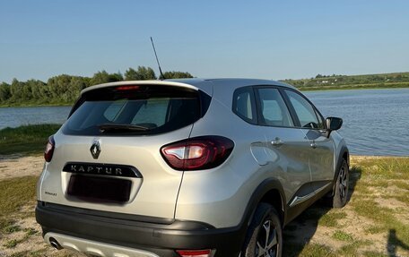Renault Kaptur I рестайлинг, 2018 год, 1 700 000 рублей, 3 фотография