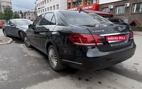 Mercedes-Benz E-Класс, 2014 год, 1 950 000 рублей, 3 фотография