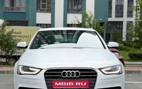Audi A4, 2013 год, 1 320 000 рублей, 2 фотография