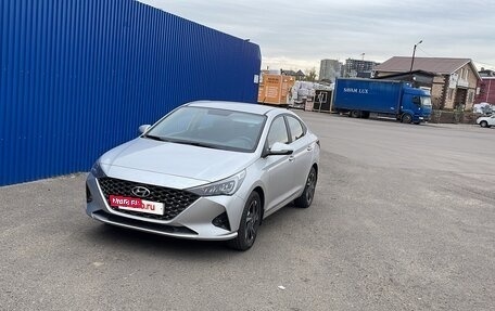 Hyundai Solaris II рестайлинг, 2022 год, 1 780 000 рублей, 8 фотография