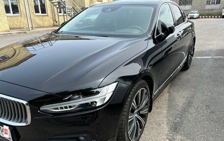 Volvo S90 II рестайлинг, 2021 год, 3 590 000 рублей, 17 фотография