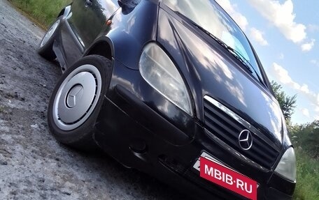 Mercedes-Benz A-Класс, 2000 год, 305 000 рублей, 2 фотография