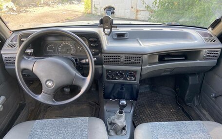 Daewoo Nexia I рестайлинг, 2004 год, 220 000 рублей, 18 фотография