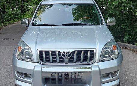 Toyota Land Cruiser Prado 120 рестайлинг, 2008 год, 2 222 000 рублей, 5 фотография