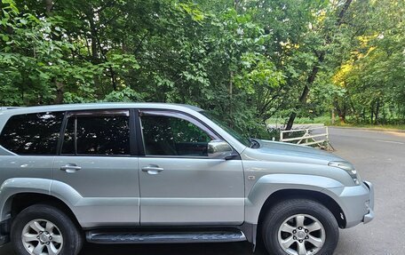 Toyota Land Cruiser Prado 120 рестайлинг, 2008 год, 2 222 000 рублей, 6 фотография