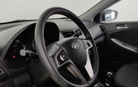 Hyundai Solaris II рестайлинг, 2015 год, 899 000 рублей, 12 фотография