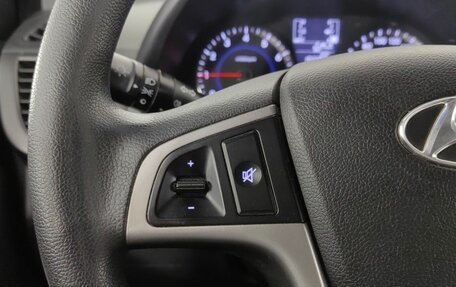 Hyundai Solaris II рестайлинг, 2015 год, 899 000 рублей, 14 фотография