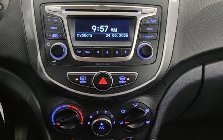 Hyundai Solaris II рестайлинг, 2015 год, 899 000 рублей, 16 фотография