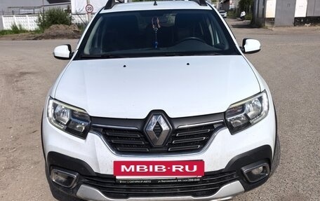 Renault Sandero II рестайлинг, 2019 год, 1 250 000 рублей, 2 фотография