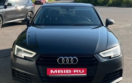 Audi A4, 2019 год, 2 390 000 рублей, 6 фотография
