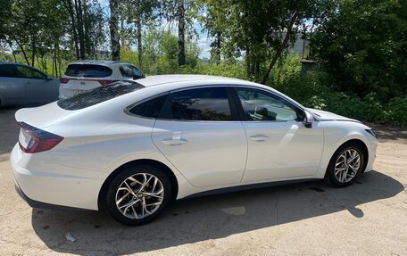 Hyundai Sonata VIII, 2020 год, 2 690 000 рублей, 2 фотография