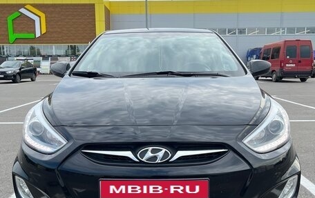 Hyundai Solaris II рестайлинг, 2014 год, 825 000 рублей, 5 фотография