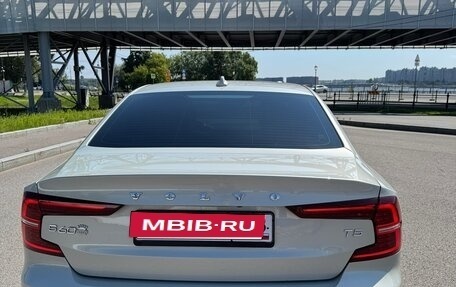 Volvo S60 III, 2019 год, 3 300 000 рублей, 2 фотография