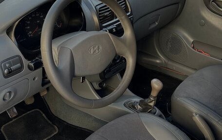 Hyundai Accent II, 2010 год, 400 000 рублей, 3 фотография