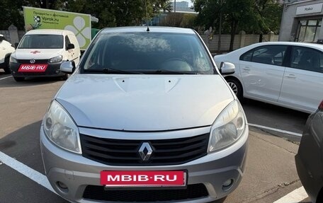 Renault Sandero I, 2011 год, 460 000 рублей, 2 фотография