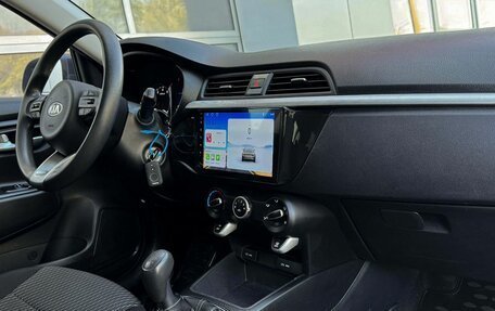 KIA Rio IV, 2018 год, 1 099 000 рублей, 6 фотография