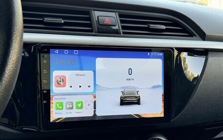 KIA Rio IV, 2018 год, 1 099 000 рублей, 10 фотография
