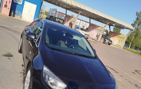 Opel Astra J, 2010 год, 830 000 рублей, 2 фотография