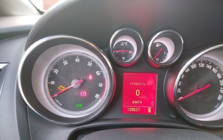 Opel Astra J, 2010 год, 830 000 рублей, 9 фотография