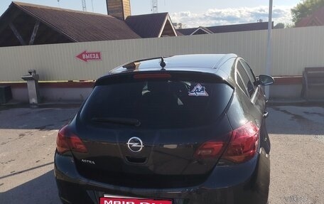 Opel Astra J, 2010 год, 830 000 рублей, 5 фотография