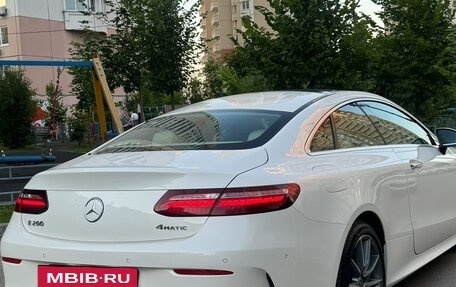 Mercedes-Benz E-Класс, 2021 год, 5 200 000 рублей, 3 фотография