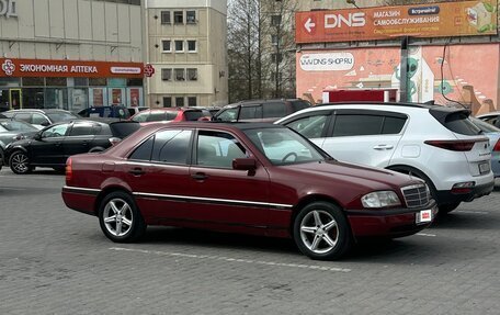 Mercedes-Benz C-Класс, 1994 год, 350 000 рублей, 11 фотография