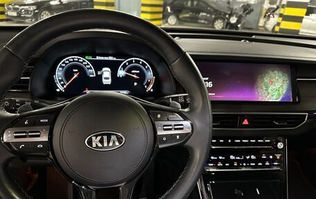 KIA K7, 2019 год, 2 300 000 рублей, 12 фотография
