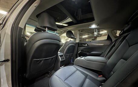 KIA K7, 2019 год, 2 300 000 рублей, 17 фотография