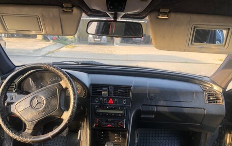 Mercedes-Benz C-Класс, 1998 год, 200 000 рублей, 14 фотография