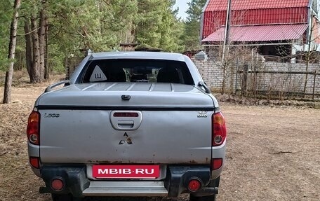Mitsubishi L200 IV рестайлинг, 2007 год, 900 000 рублей, 3 фотография