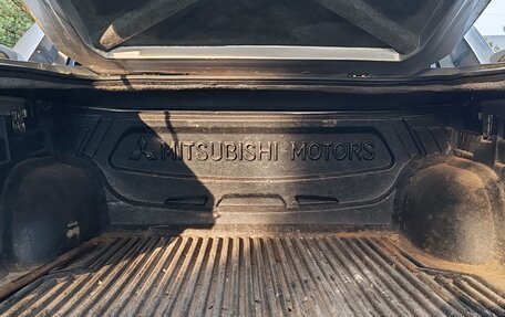 Mitsubishi L200 IV рестайлинг, 2007 год, 900 000 рублей, 13 фотография