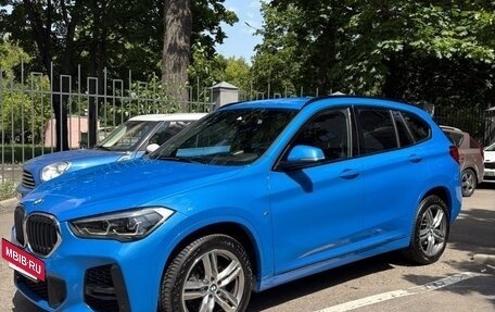 BMW X1, 2019 год, 3 300 000 рублей, 2 фотография