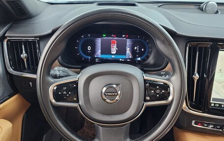 Volvo S90 II рестайлинг, 2021 год, 3 450 085 рублей, 7 фотография