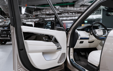 Land Rover Range Rover IV рестайлинг, 2025 год, 25 850 000 рублей, 23 фотография