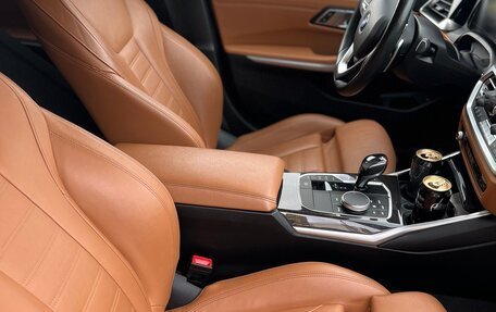 BMW 3 серия, 2019 год, 3 600 000 рублей, 2 фотография
