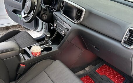 KIA Sportage IV рестайлинг, 2020 год, 2 250 000 рублей, 12 фотография