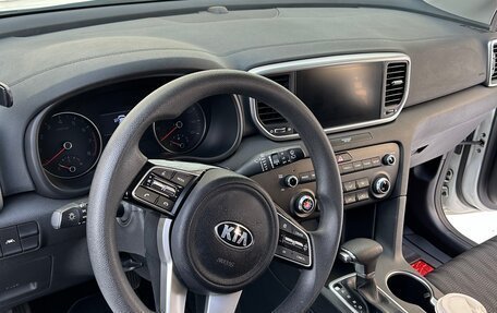 KIA Sportage IV рестайлинг, 2020 год, 2 250 000 рублей, 11 фотография
