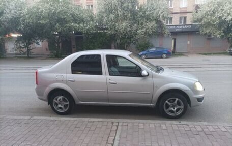 Renault Logan I, 2012 год, 250 000 рублей, 3 фотография