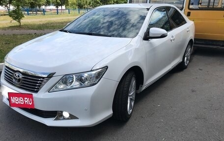 Toyota Camry, 2013 год, 1 700 000 рублей, 3 фотография