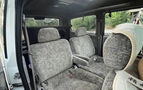 Nissan Serena II, 2000 год, 750 000 рублей, 14 фотография