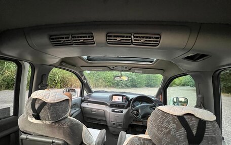 Nissan Serena II, 2000 год, 750 000 рублей, 20 фотография