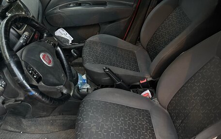 Fiat Doblo II рестайлинг, 2010 год, 560 000 рублей, 14 фотография