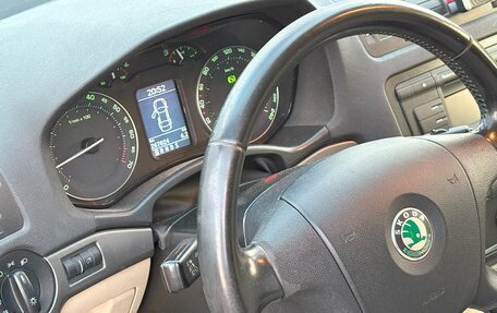 Skoda Octavia, 2008 год, 690 000 рублей, 11 фотография